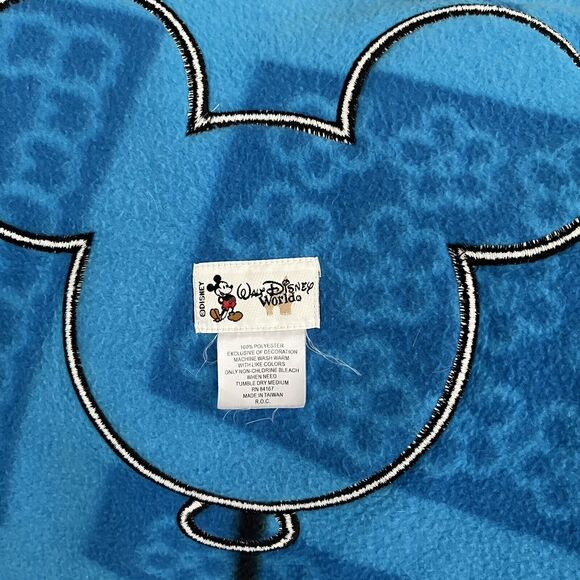 Vintage Walt Disney World Go Minnie Pop Art Blue Throw Blanket 40" x 54" Rare - Picture 3 of 3